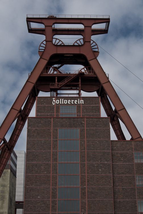 DGKiM Jahrestagung 2027 im Ruhrgebiet auf Zeche Zollverein in Essen